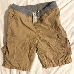 Khaki brown Carter’s boy shorts size 6T